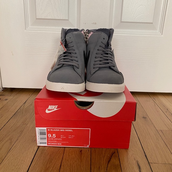 Nike Blazer Mid Rebel “Cool Grey / Summit White” Women’s Size 9.5 (EU 41) - Picture 3 of 9